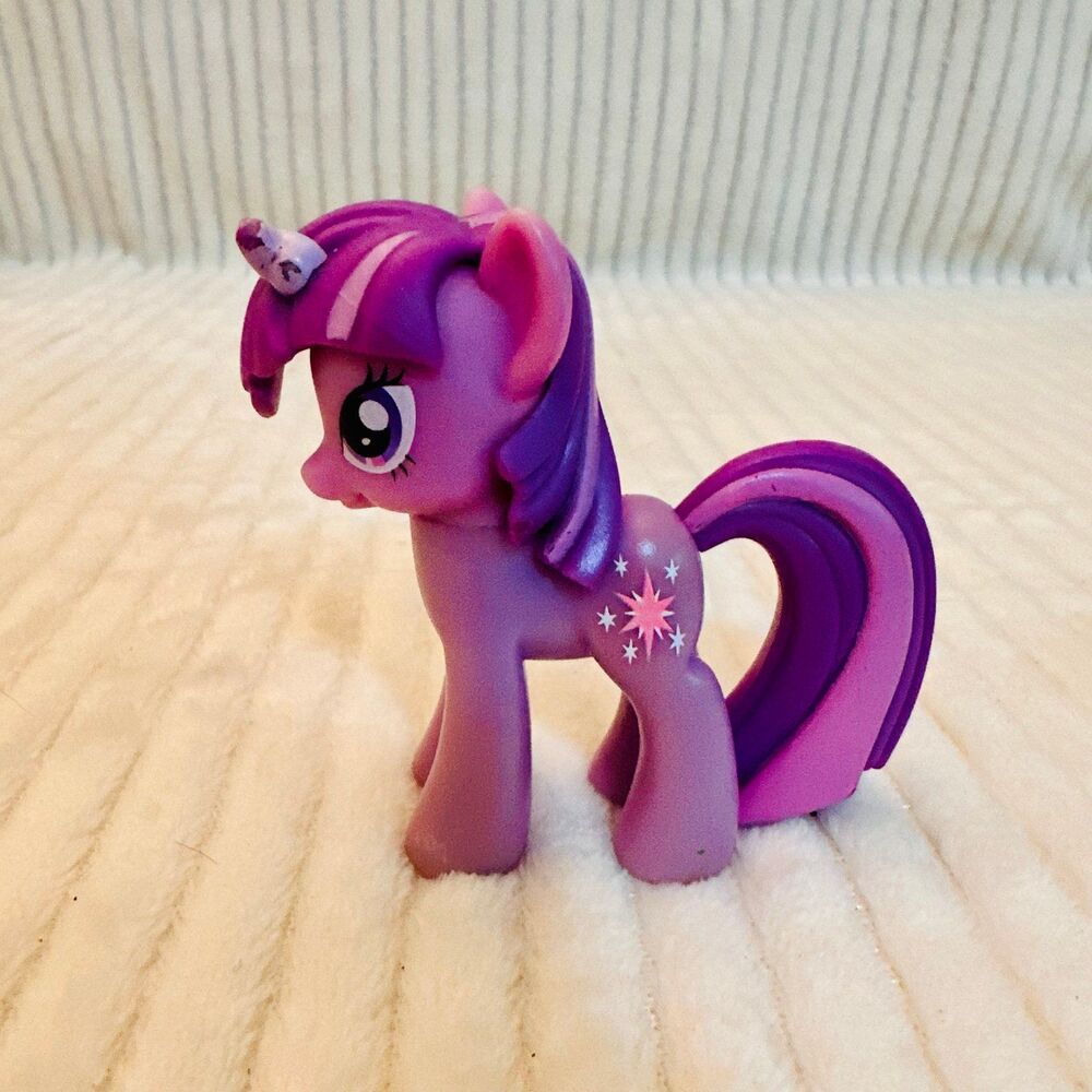 2010 Hasbro My Little Pony (Generation 4) Twilight Sparkle 3-inch